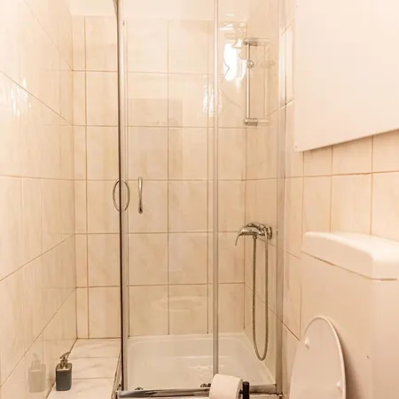 Economy City Living 1Br Apt In Great Location Vienna Exterior photo