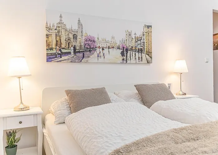 Economy City Living 1Br Apt In Great Location