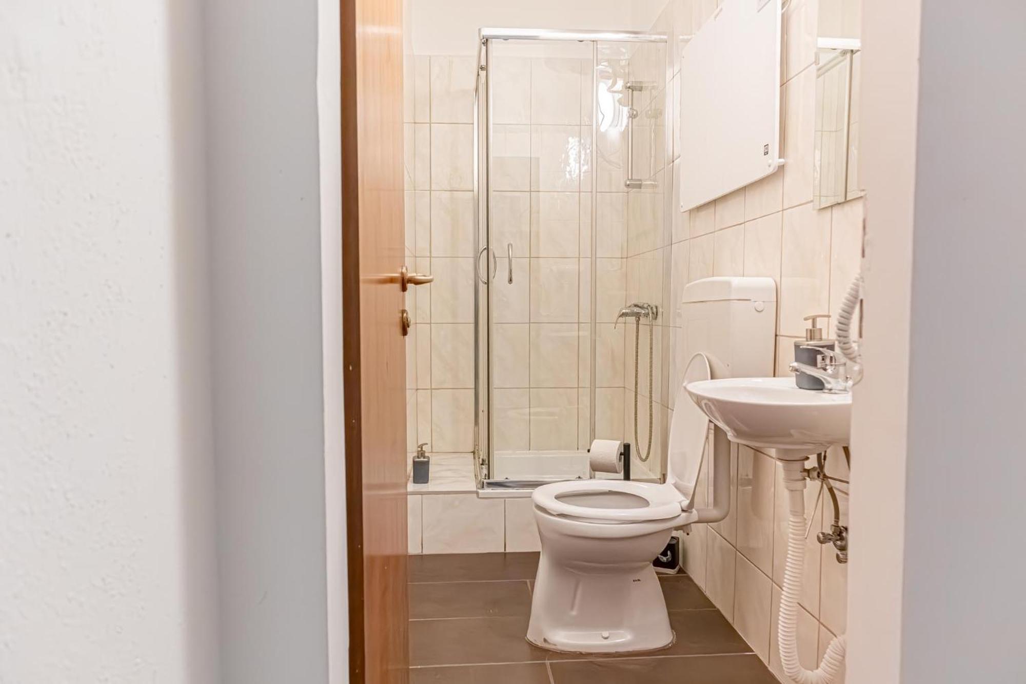 Apartment Economy Living 1br In Great Location Vienna