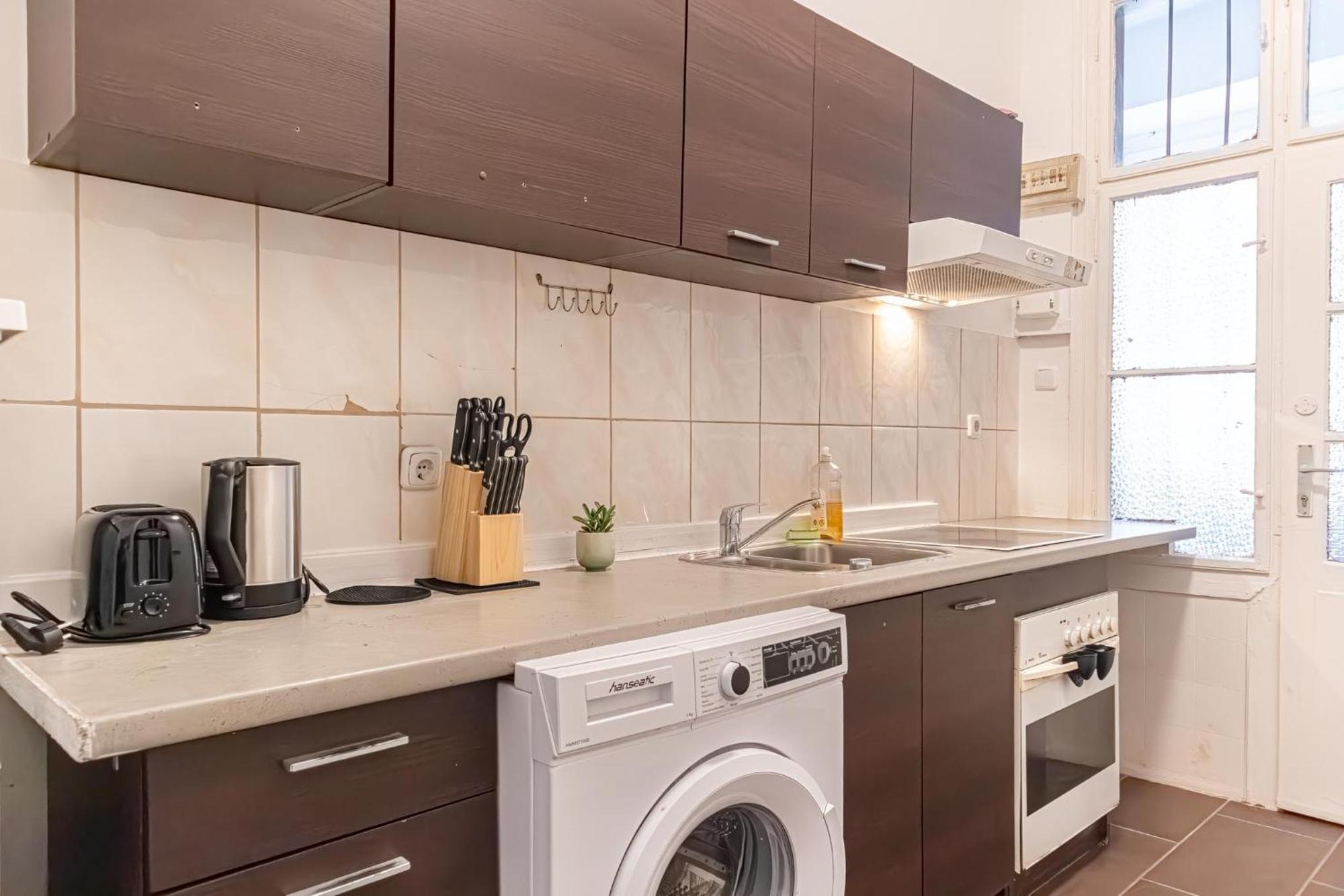 Apartament Economy Living 1br In Great Location